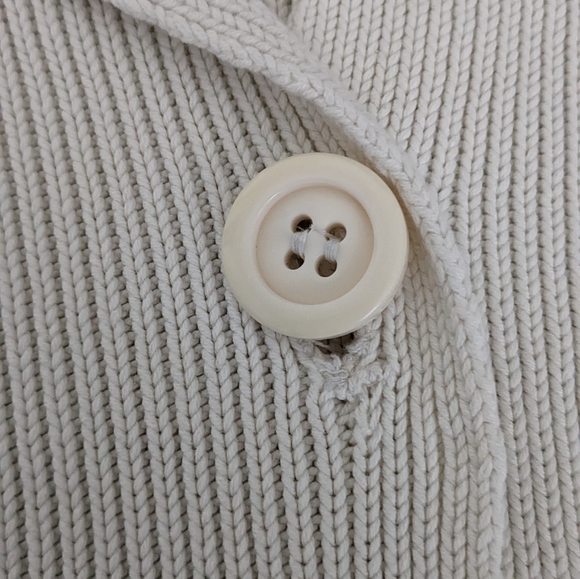 Liz Claiborne Mended XL white sweater - Picture 10 of 10